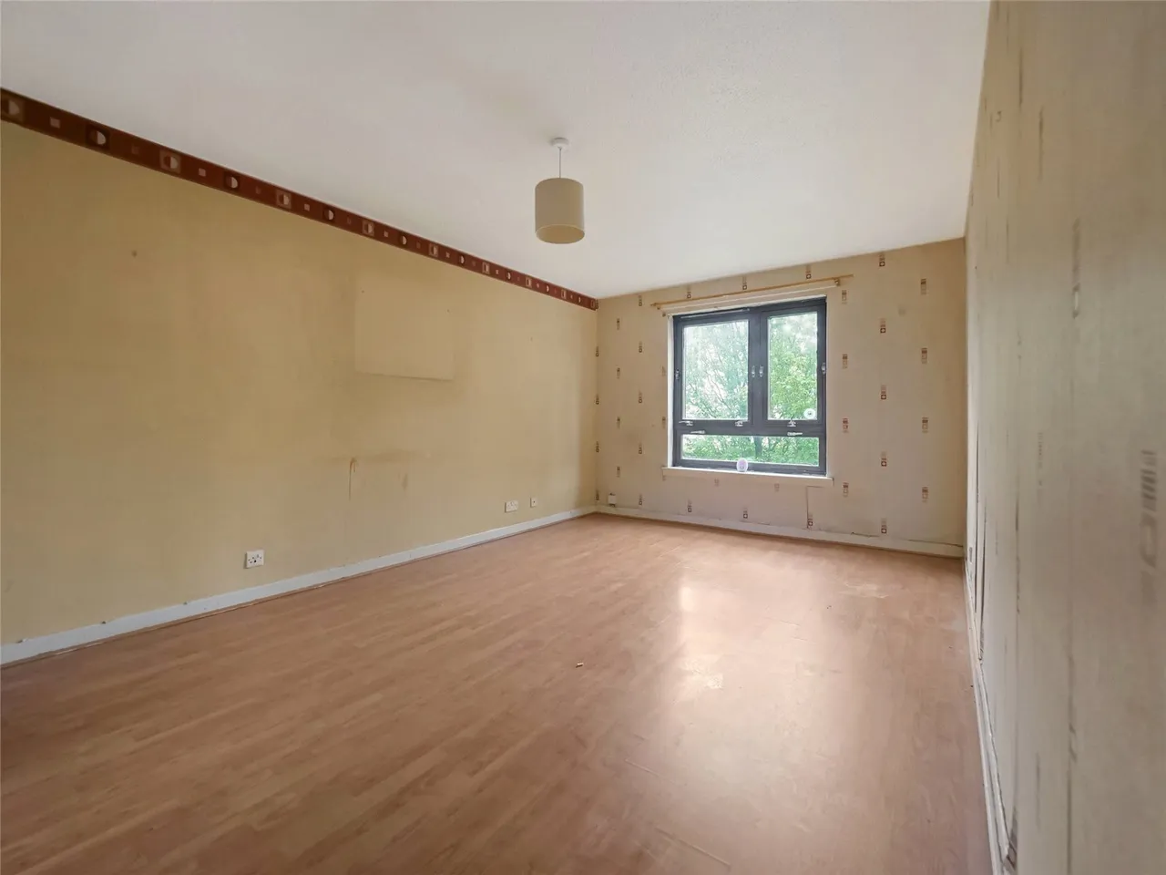 Burnhill Quadrant, Rutherglen, Glasgow, South Lanarkshire, G73, photo 5