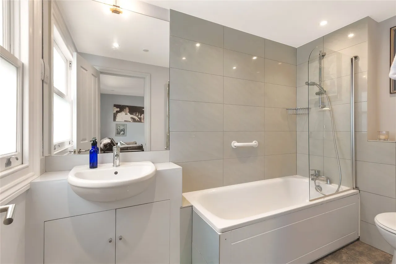 Knowsley Road, London, SW11, photo 10