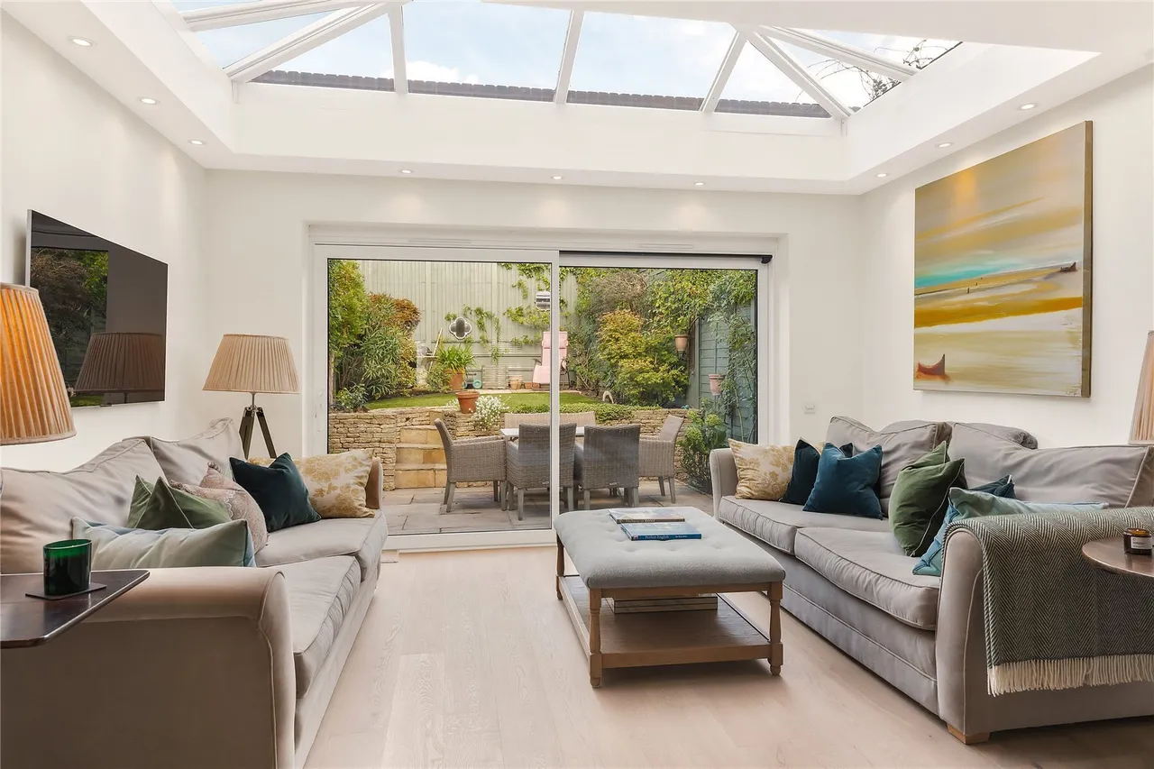 Knowsley Road, London, SW11, photo 5