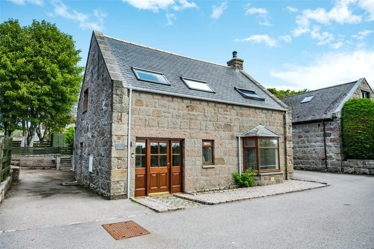 4 bed house for sale, The Steading, Wester Ord, AB32