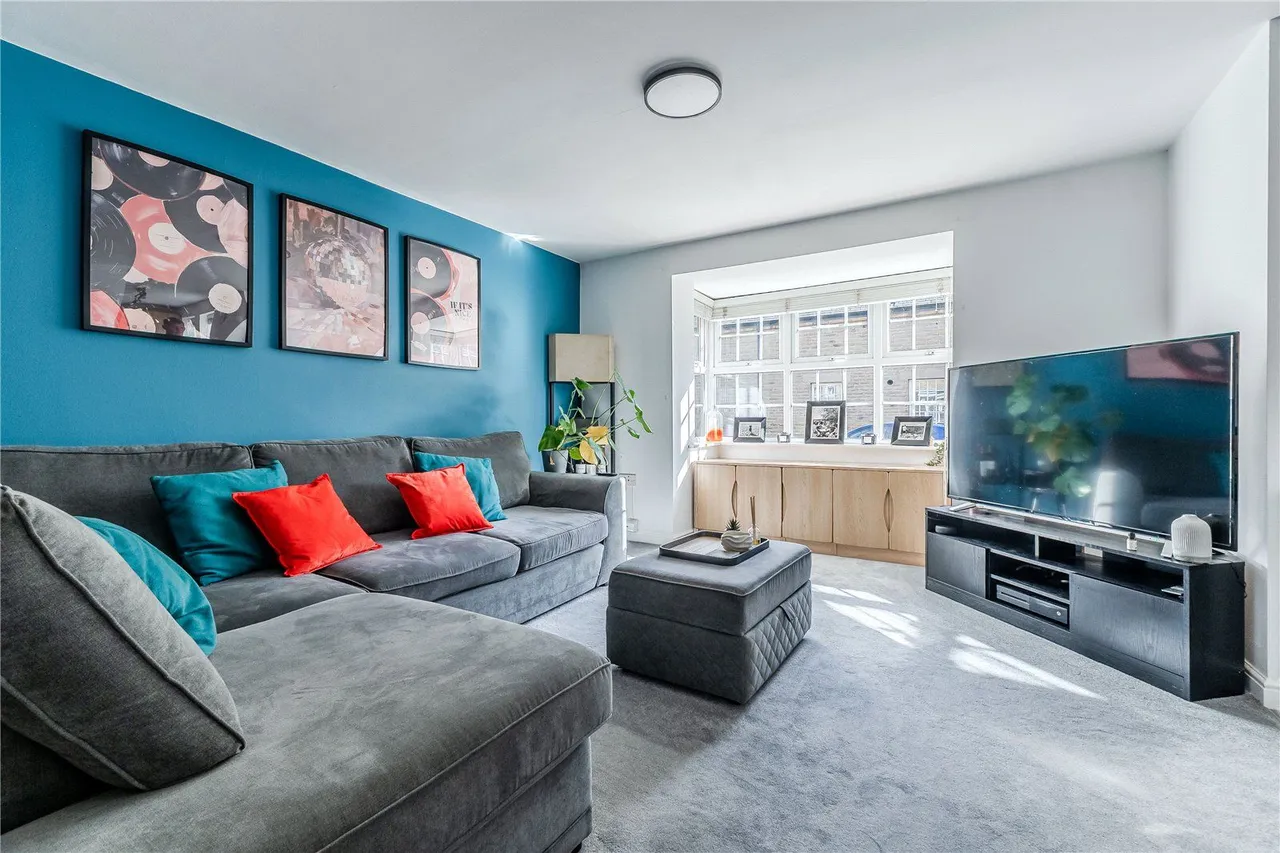 High Royds Drive, Menston, LS29, photo 4