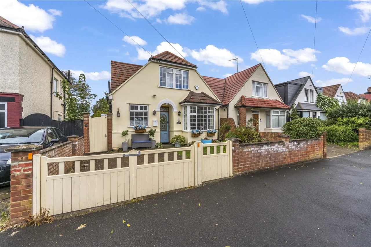 3 bed house for sale, Argyle Avenue, Hounslow, TW3