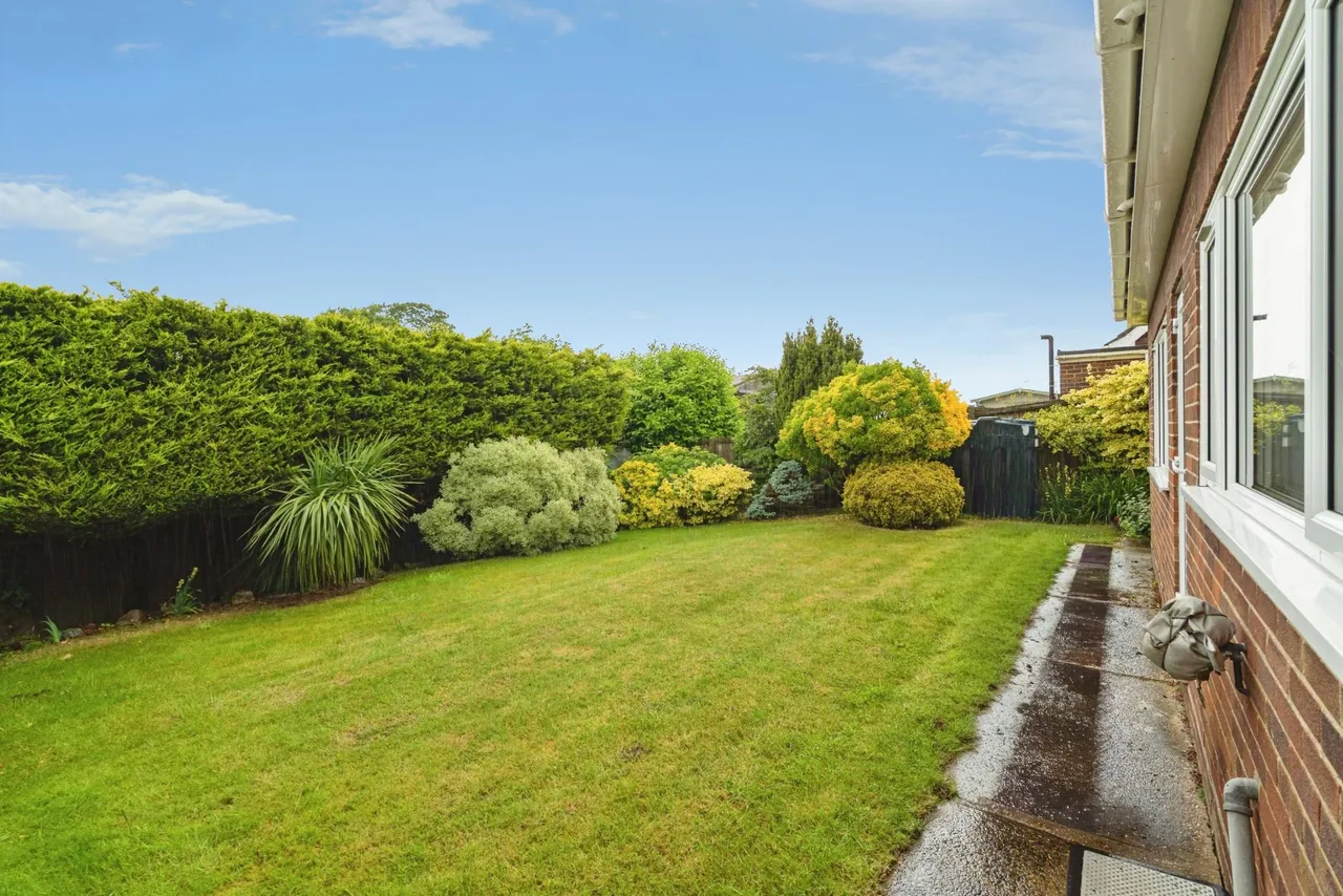 Damgate Lane, Great Yarmouth, NR29, photo 3