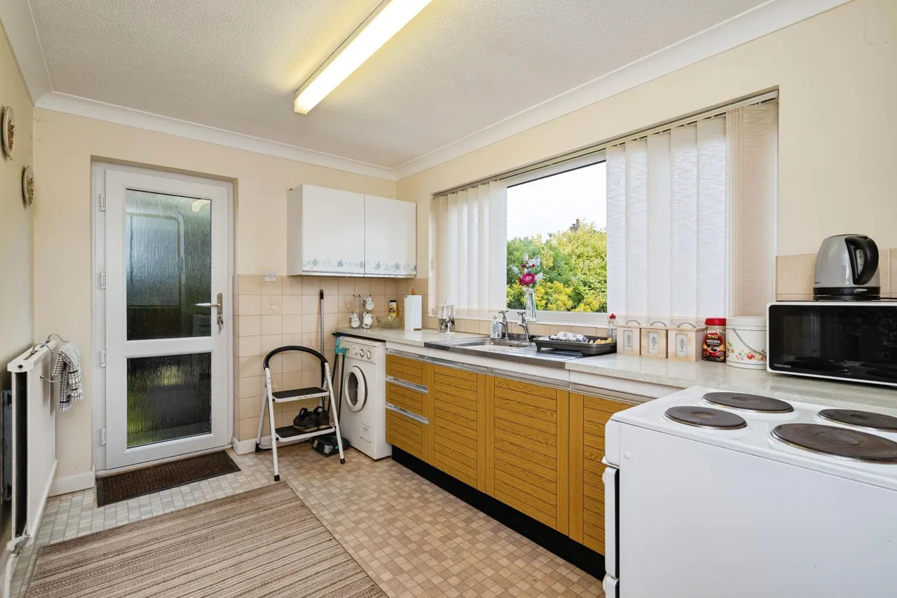 Damgate Lane, Great Yarmouth, NR29, photo 9