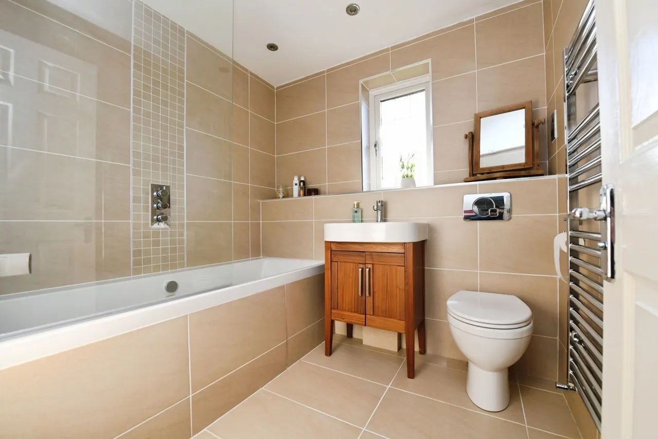 The Pines, Laindon, Basildon, Essex, SS15, photo 18
