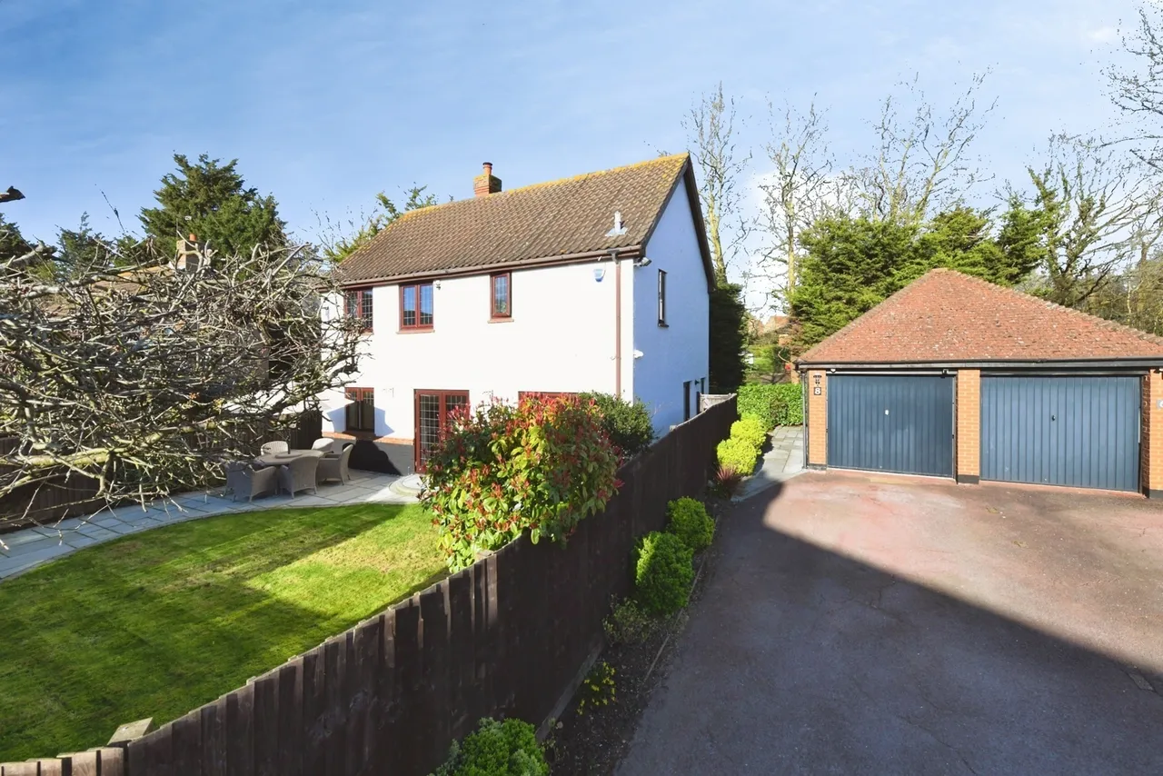 The Pines, Laindon, Basildon, Essex, SS15, photo 21