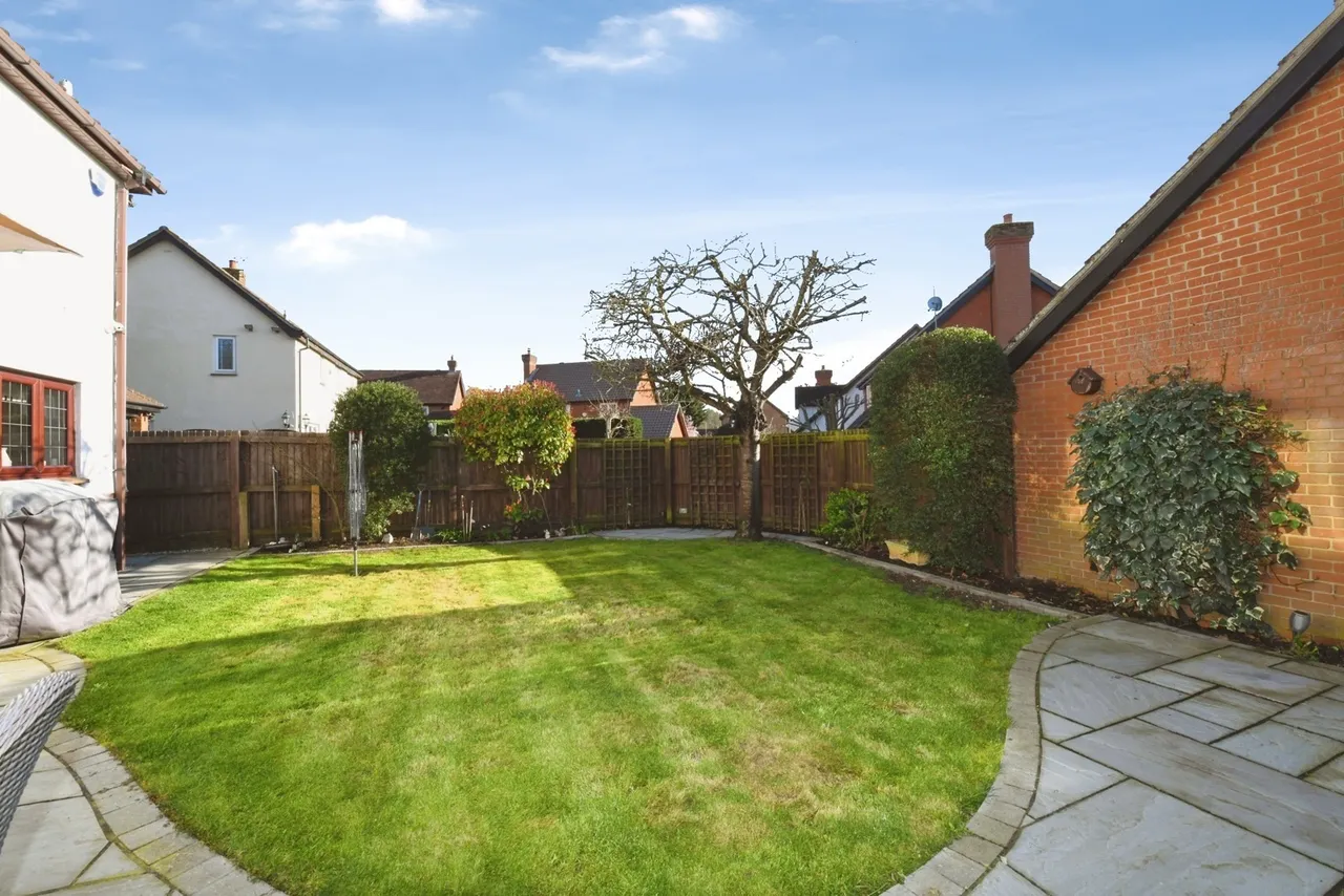 The Pines, Laindon, Basildon, Essex, SS15, photo 19