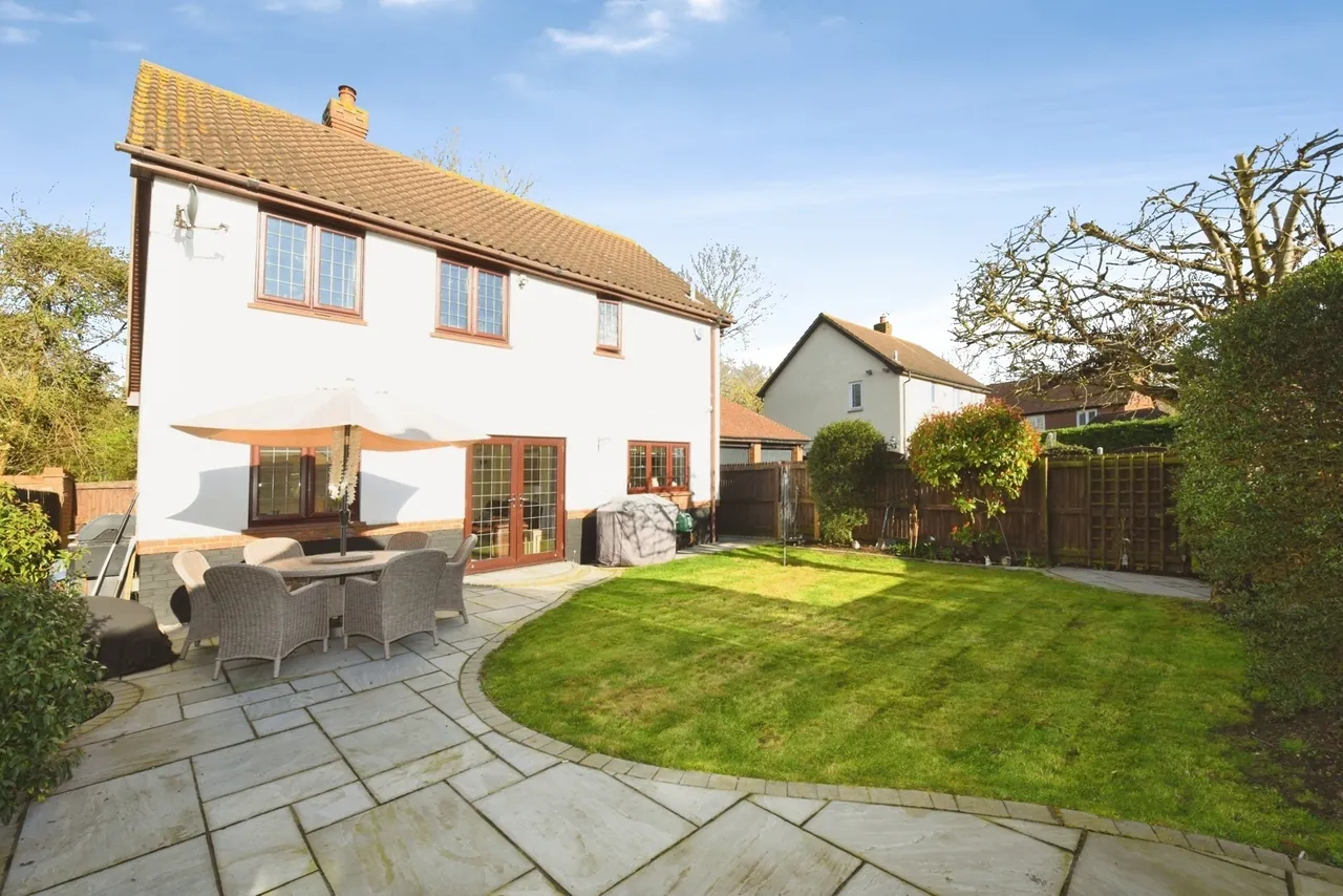 The Pines, Laindon, Basildon, Essex, SS15, photo 4