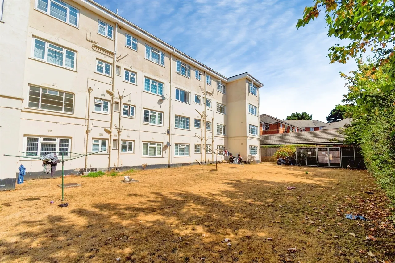Archers Road, Southampton, photo 11