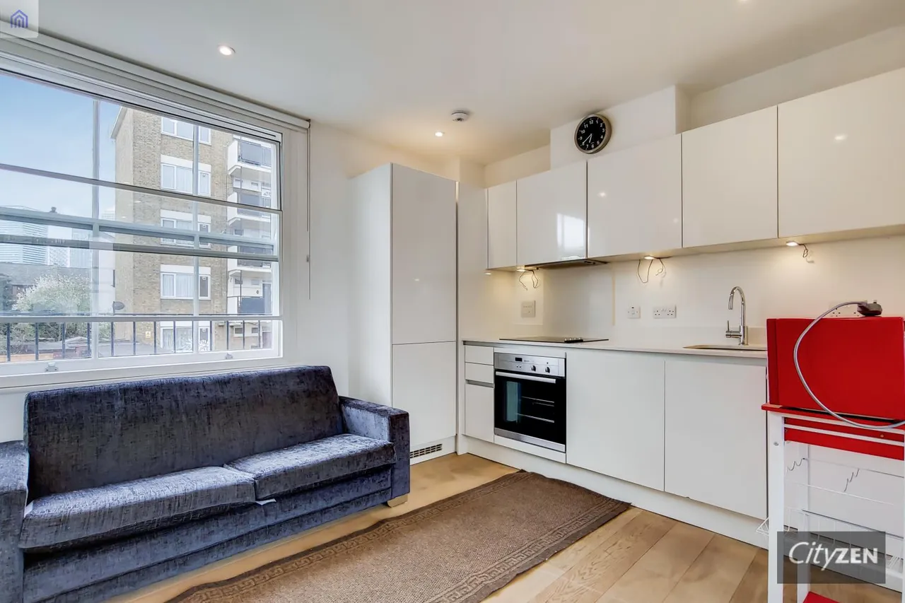 flat for sale, Clyde Square, London, E14