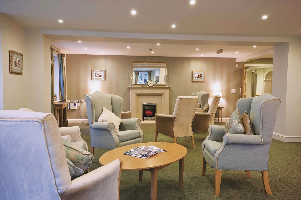 Avenue Road, Lymington, SO41, photo 9