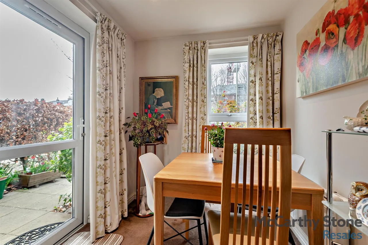 Avenue Road, Lymington, SO41, photo 5