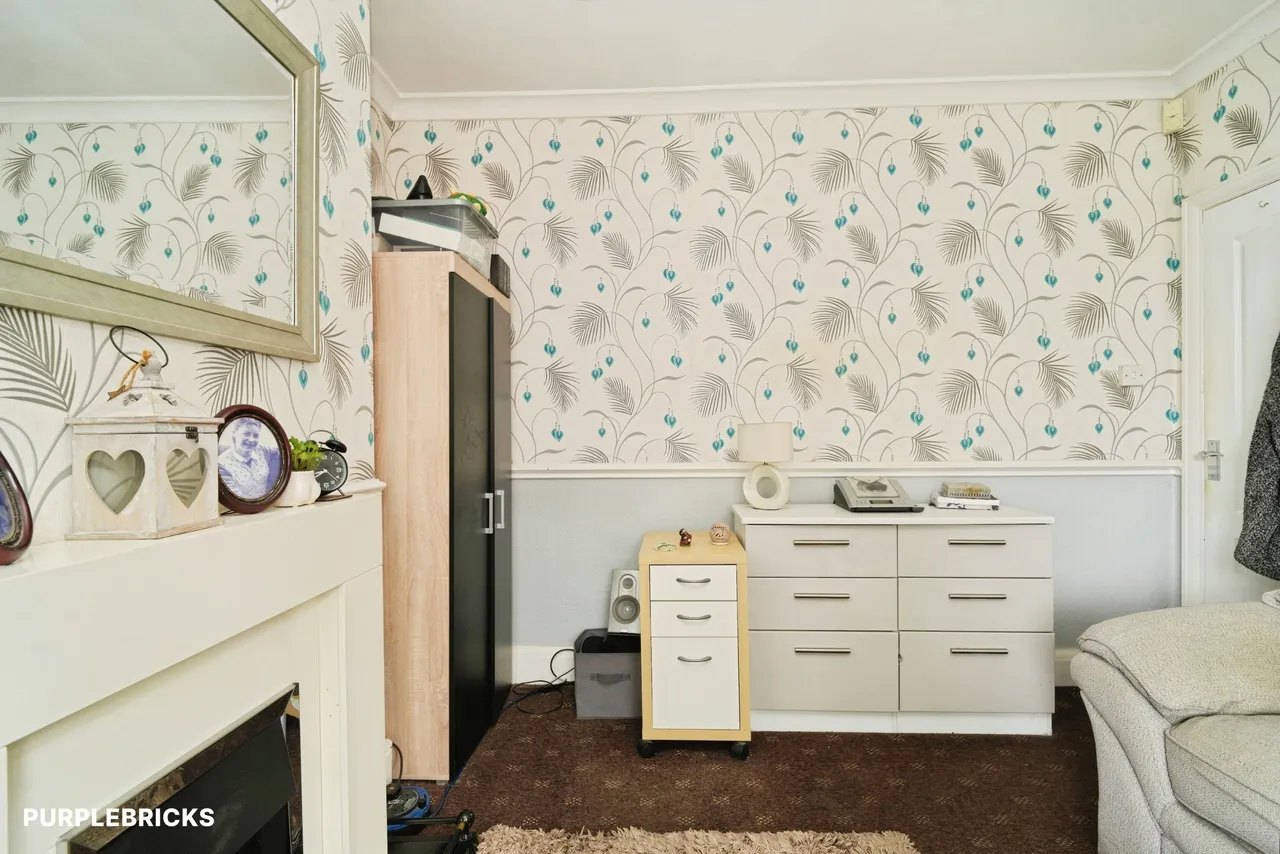 Bury Road, Manchester, M26, photo 5