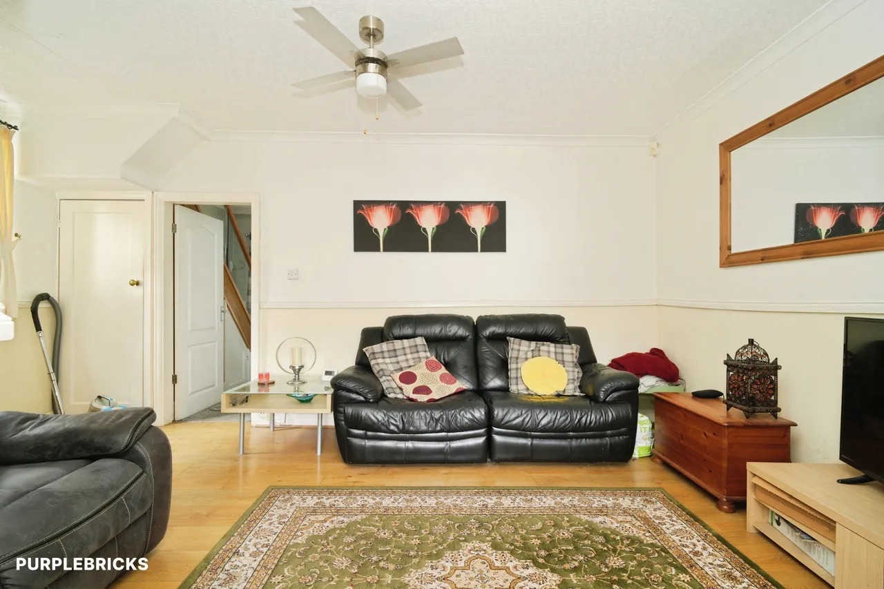 Bury Road, Manchester, M26, photo 7