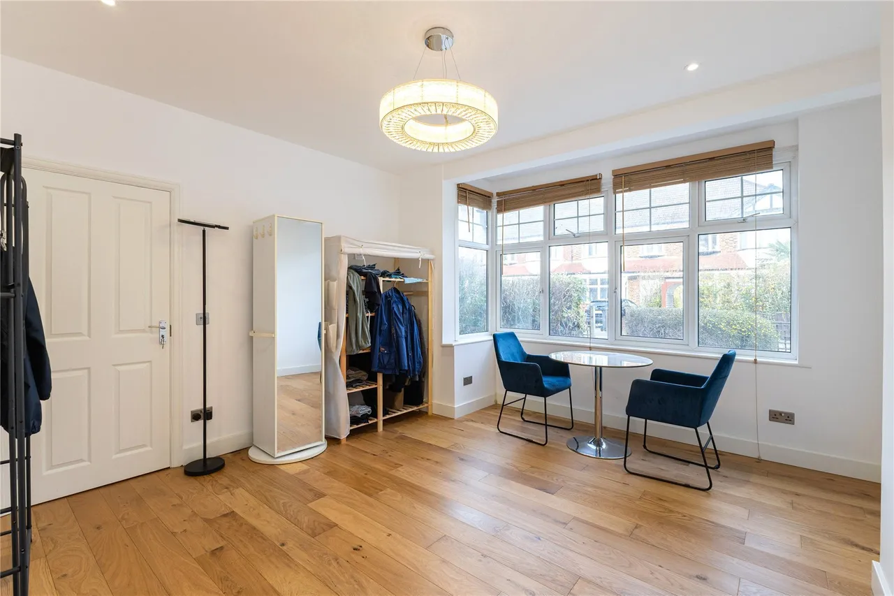 Elm Close, Wimbledon, London, SW20, photo 11
