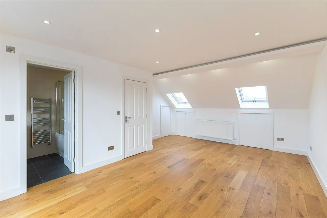Elm Close, Wimbledon, London, SW20, photo 12