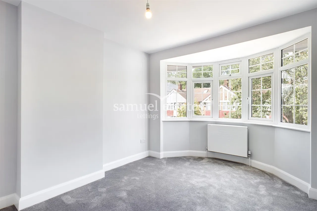 Mitcham, Surrey, CR4 3BZ, photo 6