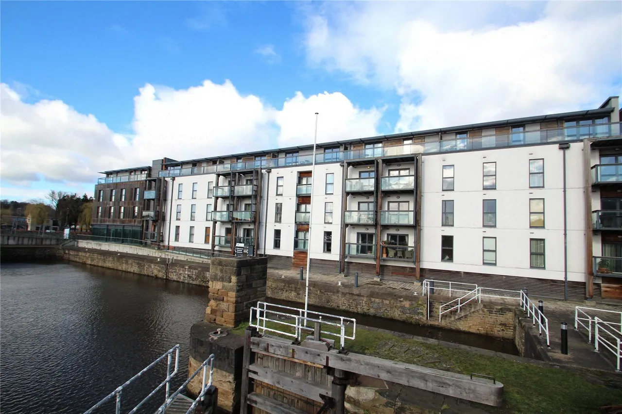 Navigation Walk, Wakefield, West Yorkshire, WF1, photo 17