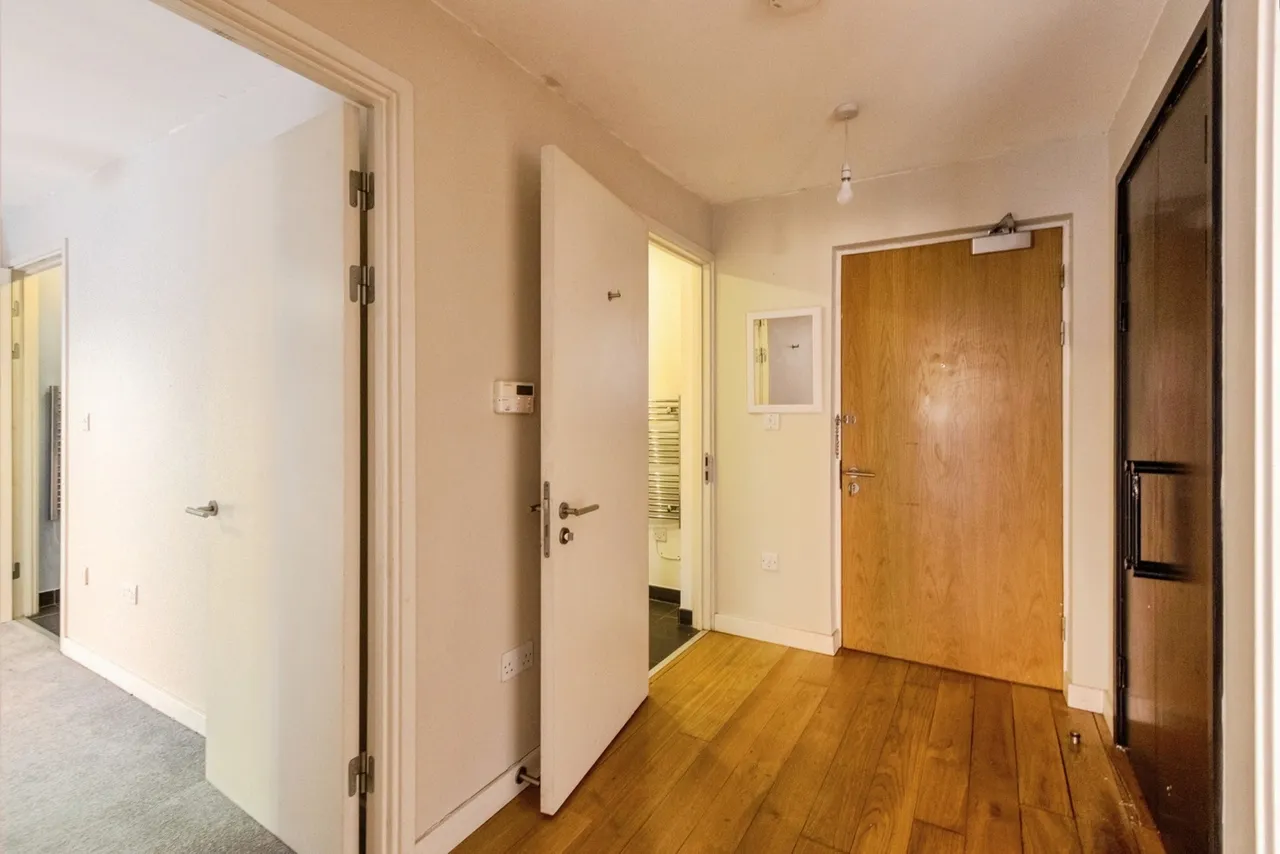 Navigation Walk, Wakefield, West Yorkshire, WF1, photo 6