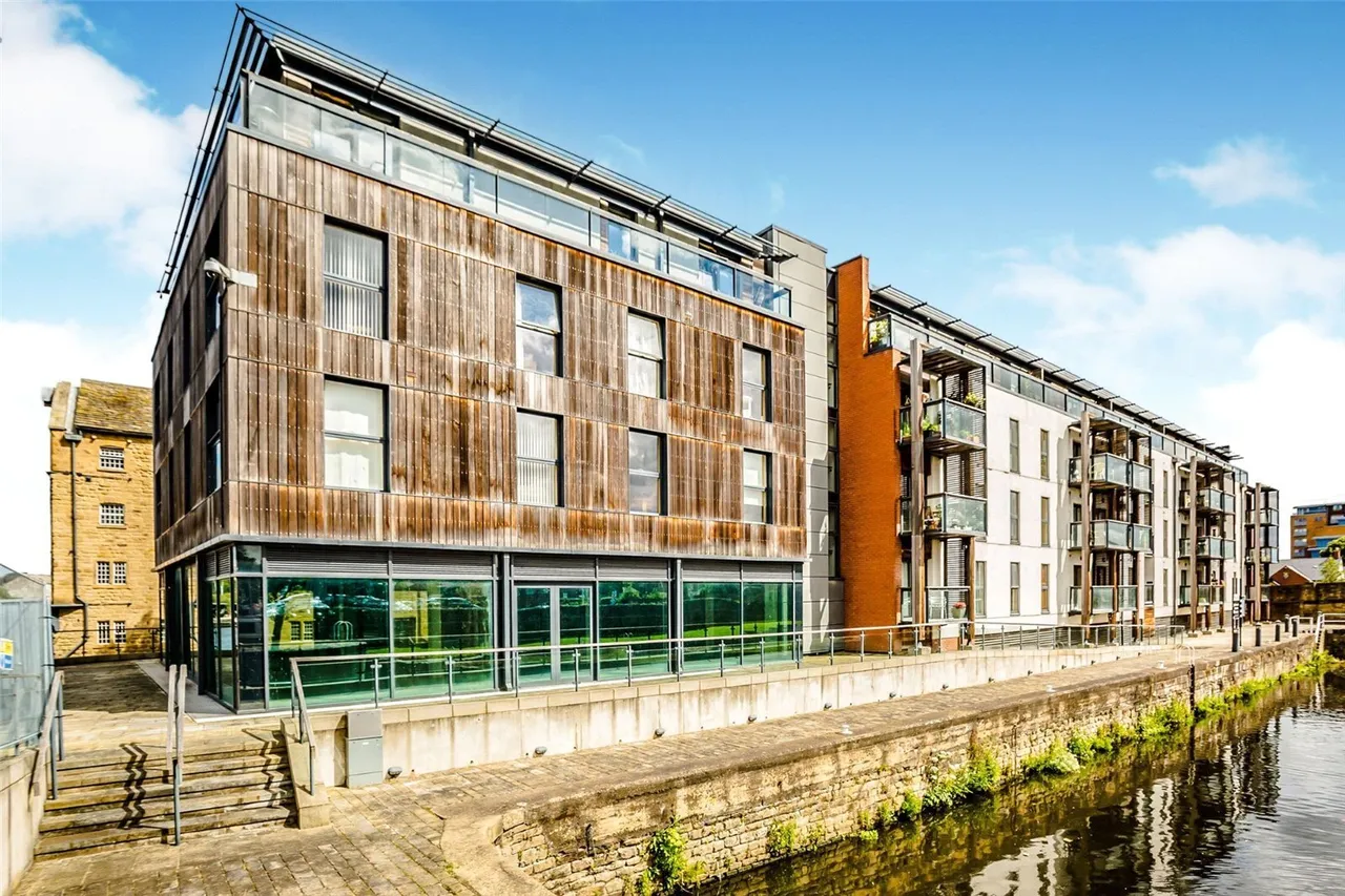 Navigation Walk, Wakefield, West Yorkshire, WF1, photo 11
