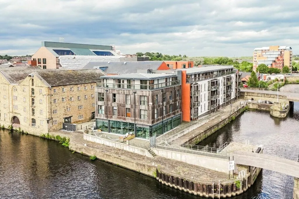 Navigation Walk, Wakefield, West Yorkshire, WF1, photo 15
