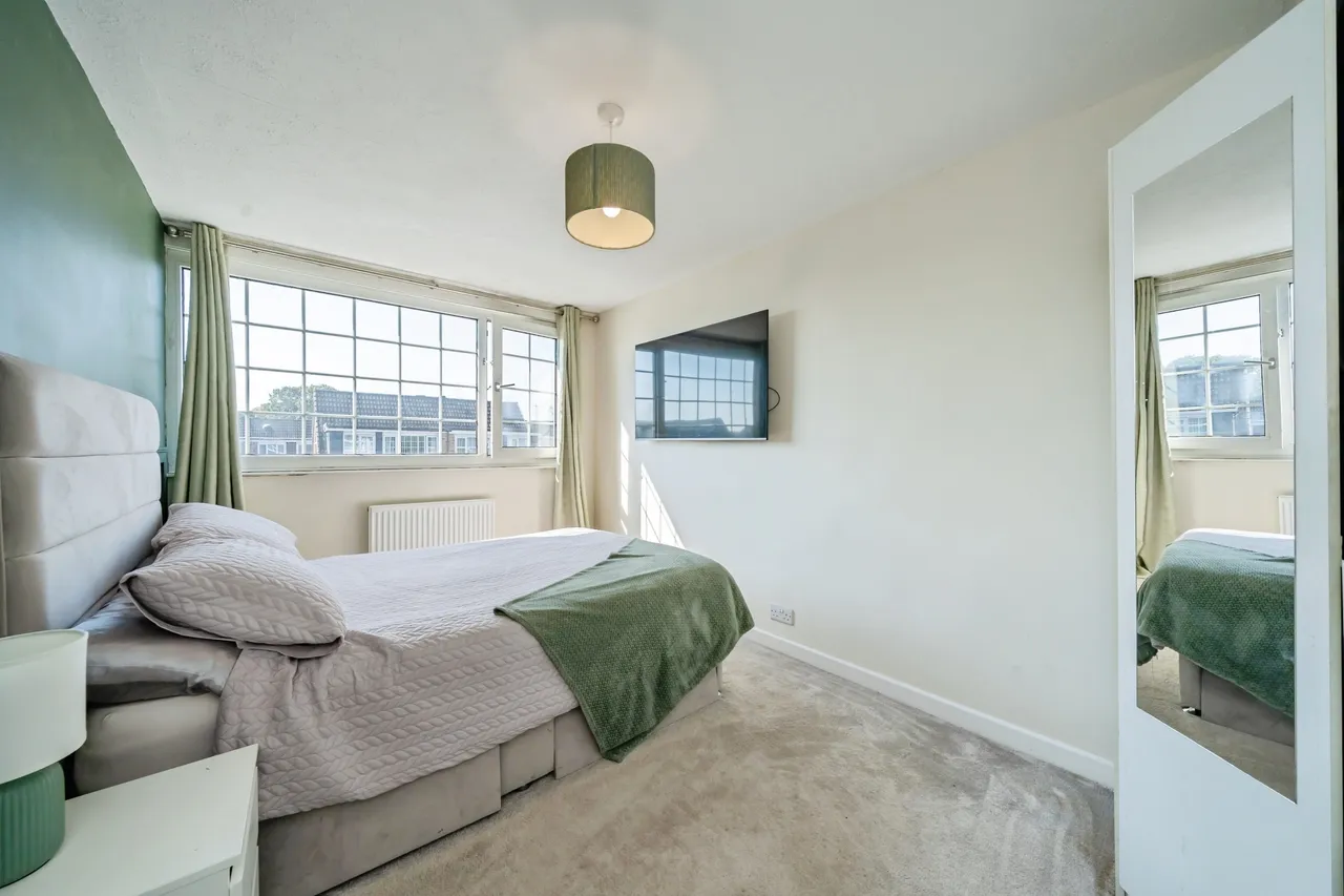 Dale Crescent, St. Helens, WA9, photo 9
