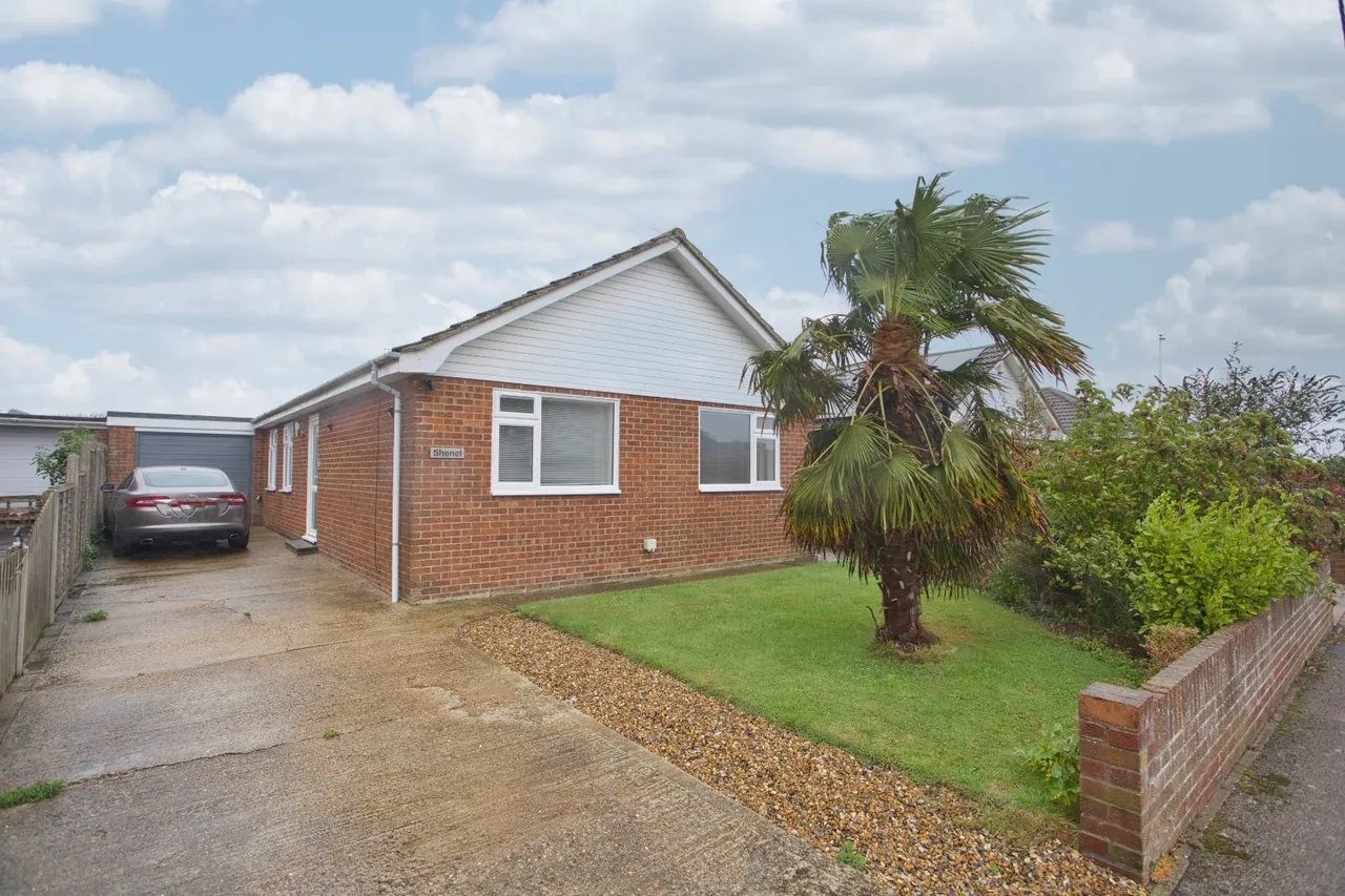 3 bed house for sale, Nelson Park Road, St. Margarets-at-Cliffe, CT15