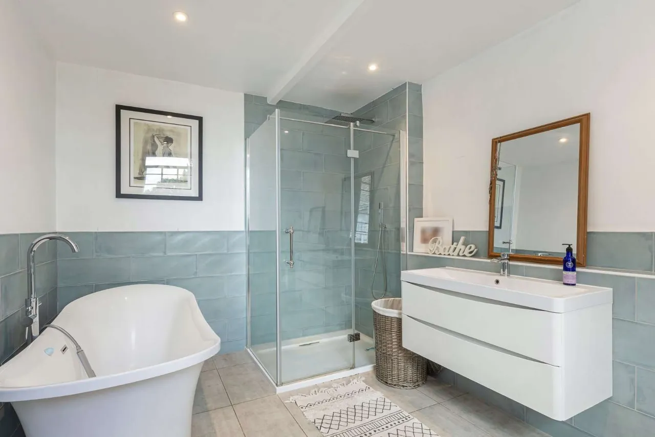 The Street, Appledore, TN26, photo 21