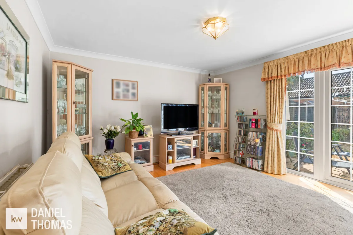 Milton Street, Waltham Abbey, EN9, photo 2