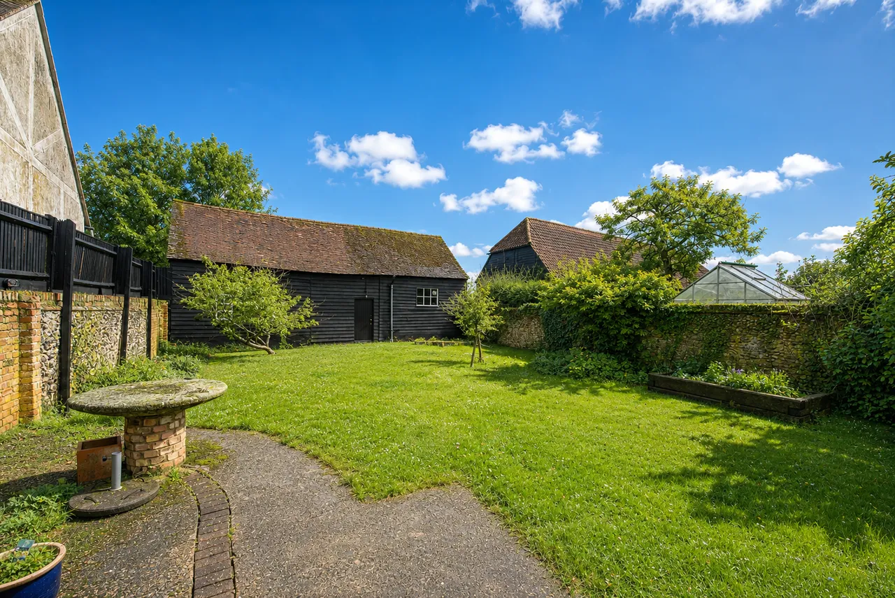High Street, Barkway, SG8, photo 24