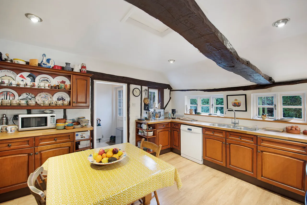 High Street, Barkway, SG8, photo 12