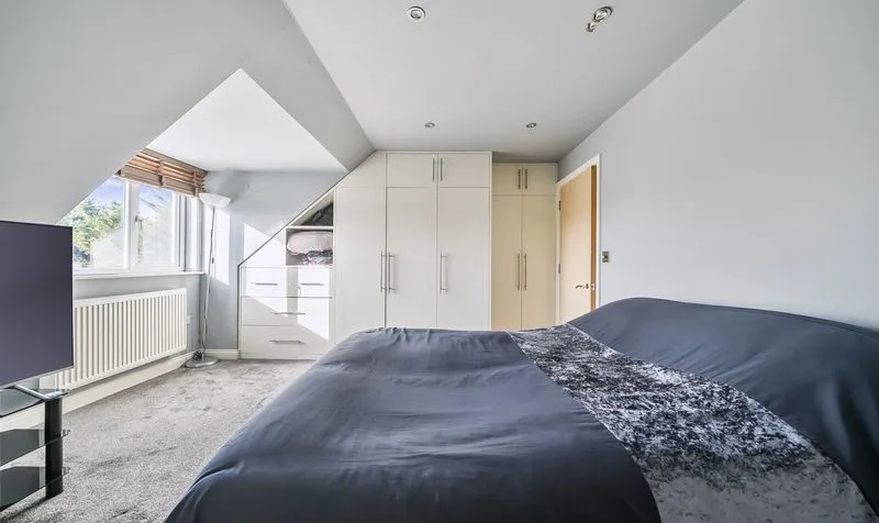 Vernon Close, Servalan Court, KT19, photo 6
