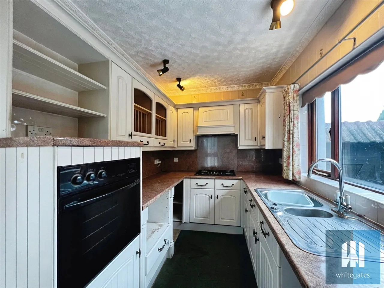 West Lodge Crescent, Ainley Top, HD2, photo 15