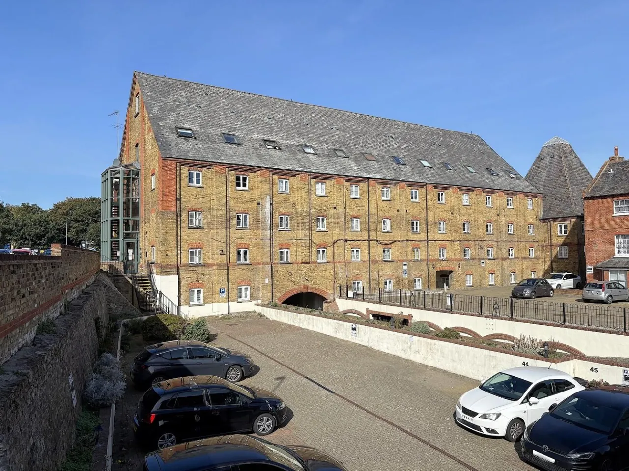 Clifton Road, Gravesend, DA11, photo 2