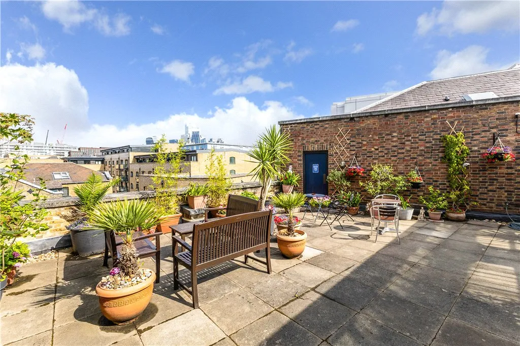Apartment for sale in Shad Thames, London, SE1, photo 25