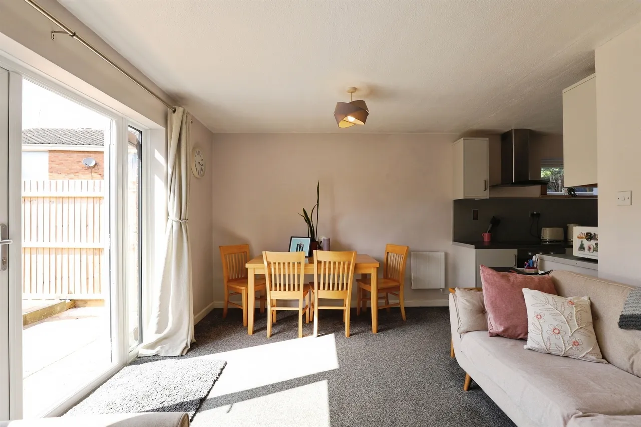 Churchill Road, Stamford, PE9, photo 5