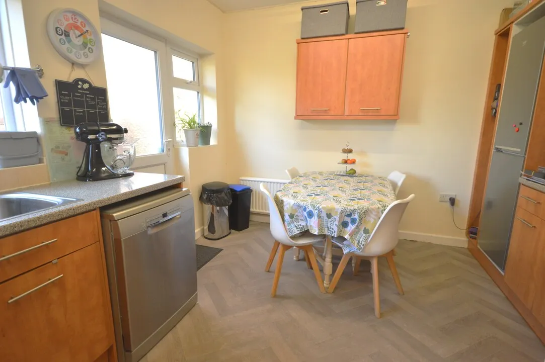 Manley Crescent, Pembridge, photo 18