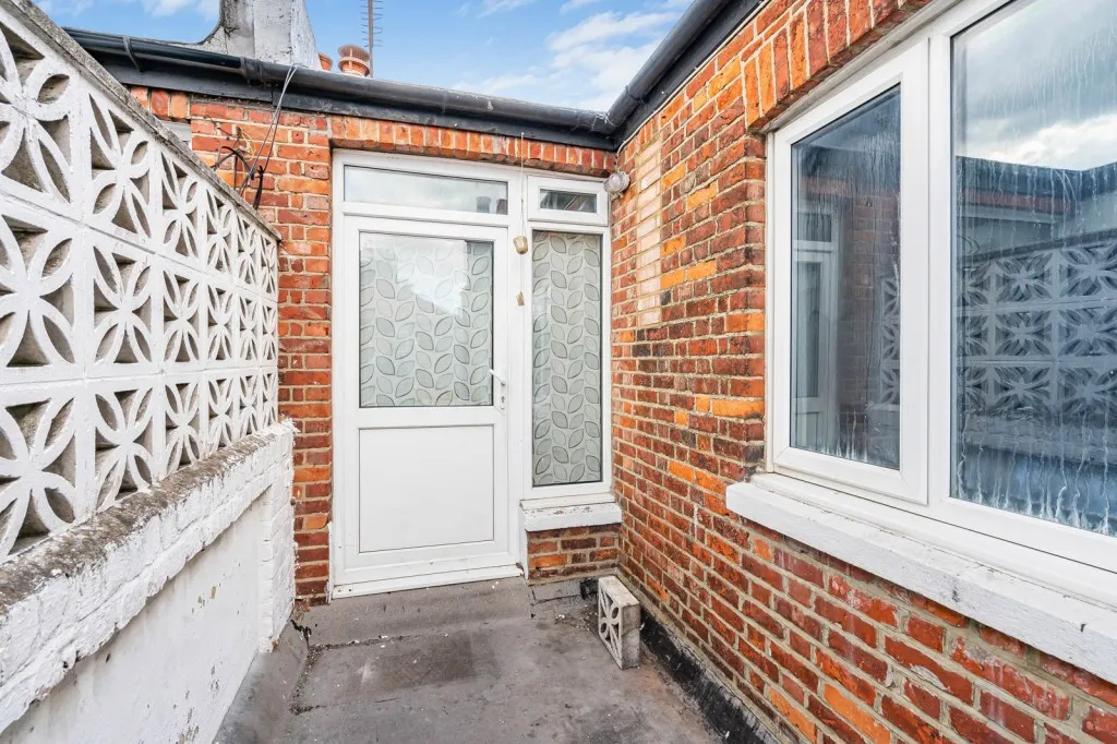 Downham Way, Bromley, BR1, photo 10