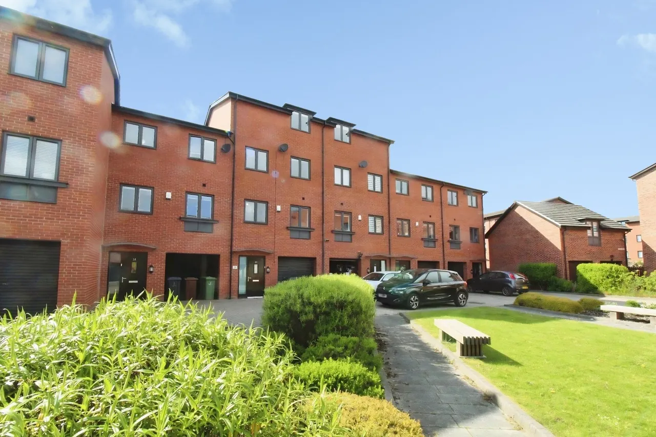 4 bed house to rent, Cable Place, Hunslet, LS10