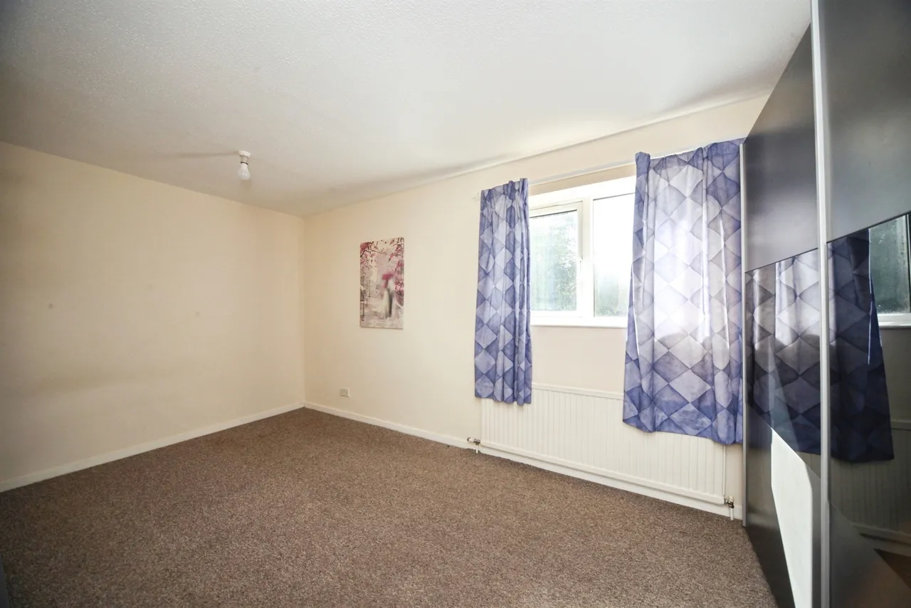 Elgar Path, Luton, LU2, photo 10