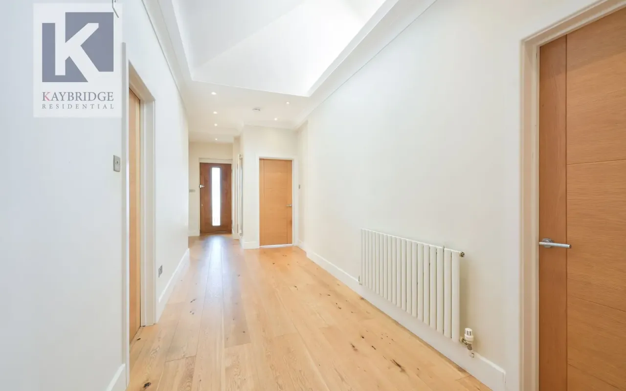 The Warren, Worcester Park, KT4, photo 6