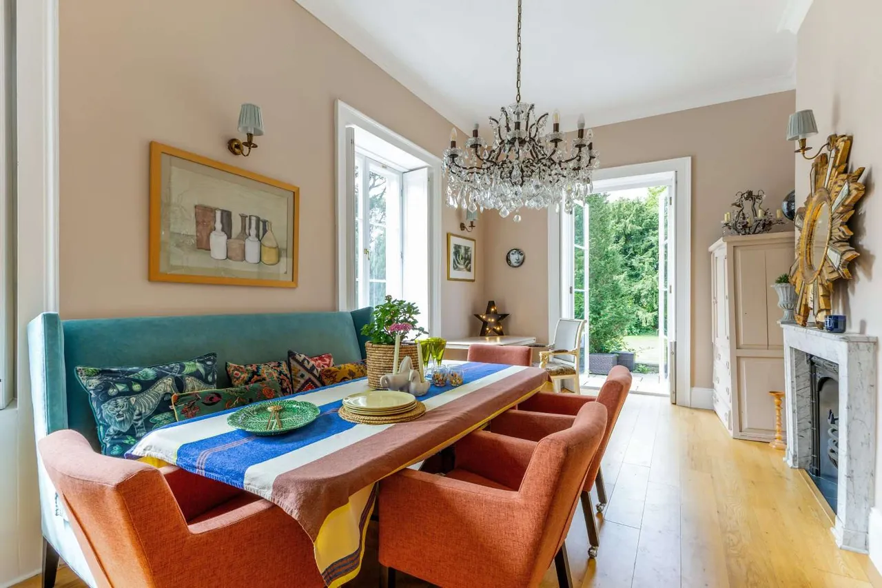 Froyle House, Upper Froyle, Alton, Hampshire, GU34 4JX, photo 4