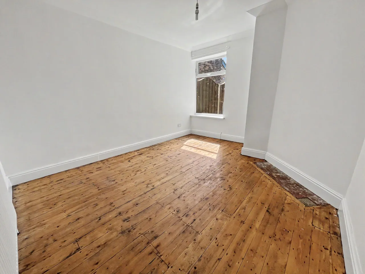 Kingswood Road, Prestwich, M25, photo 10