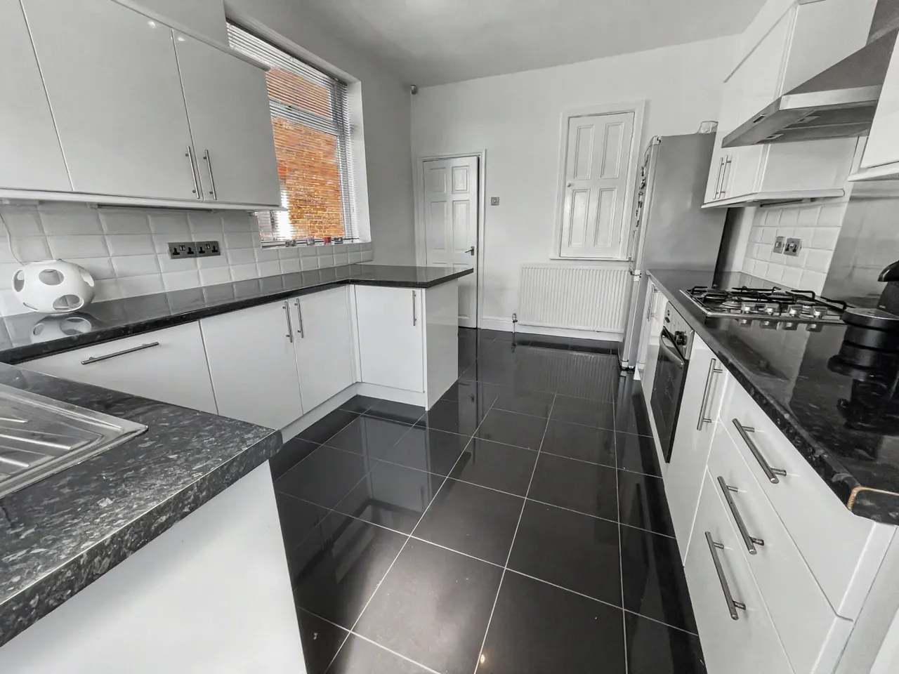 Kingswood Road, Prestwich, M25, photo 2