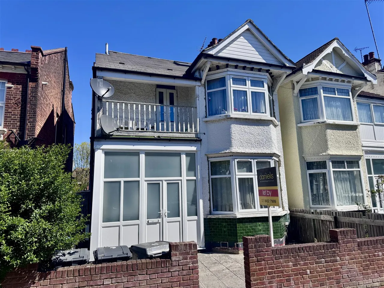 Melrose Avenue, Willesden Green, NW2, photo 4