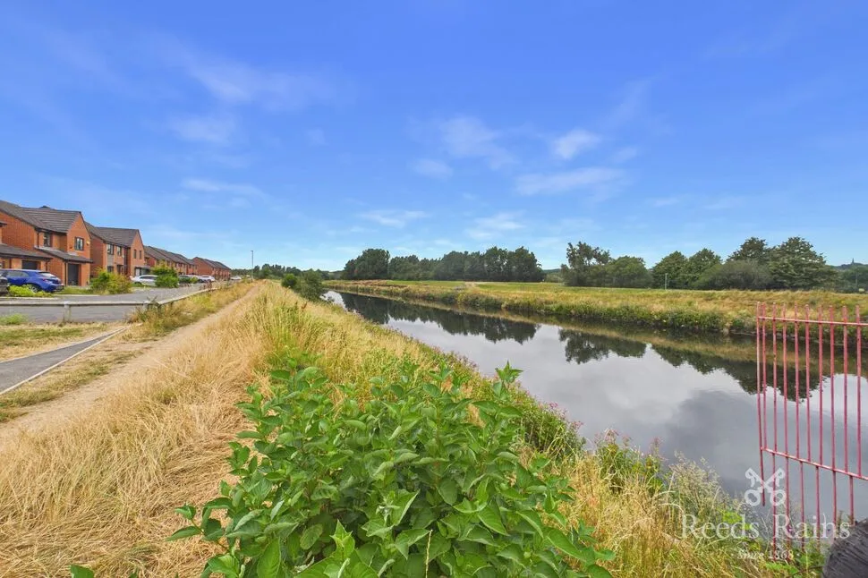 Hyacinth Close, Salford, M6, photo 4