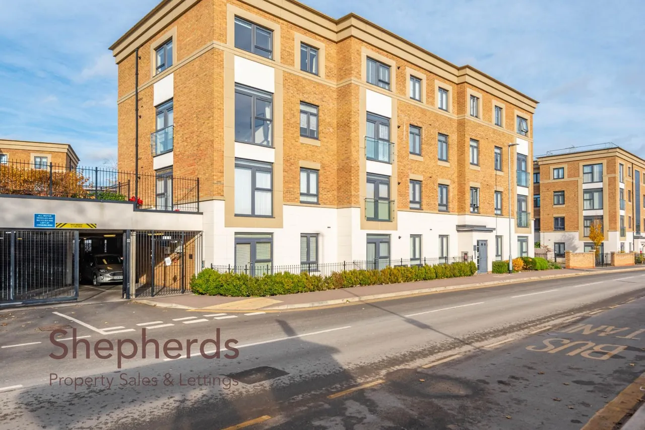 Claud Hamilton Way, Hertford, SG14, photo 24