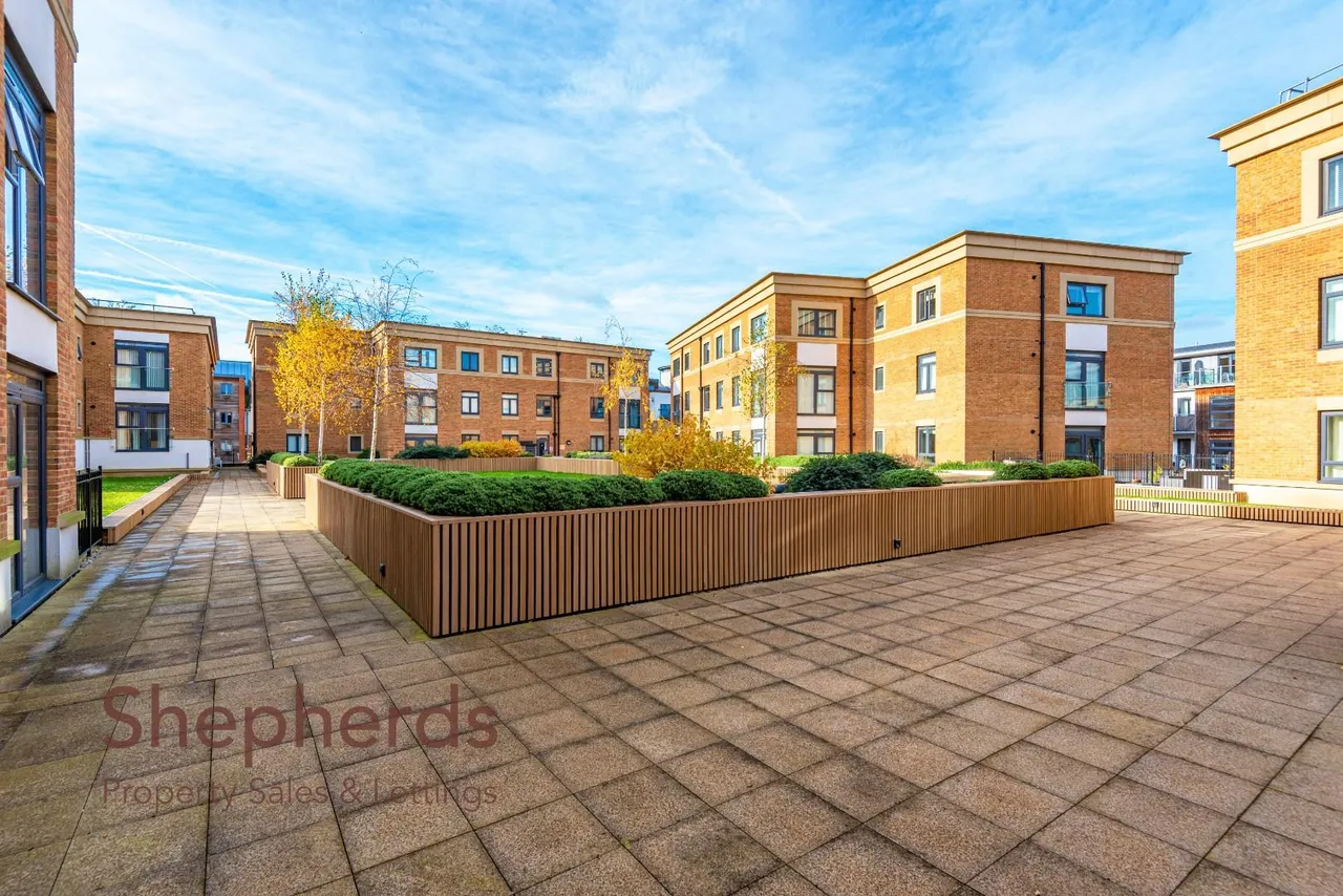 Claud Hamilton Way, Hertford, SG14, photo 16