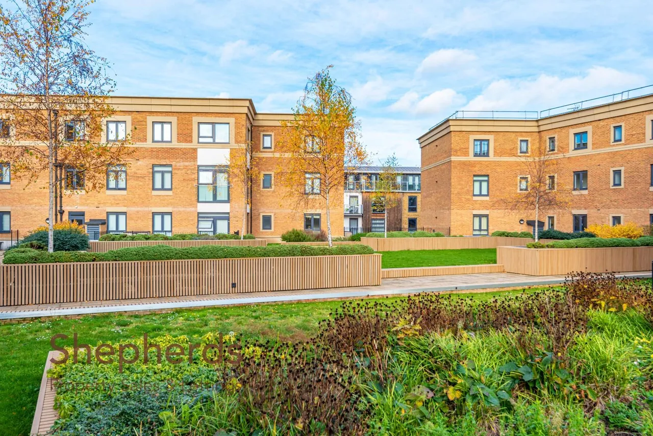 Claud Hamilton Way, Hertford, SG14, photo 20