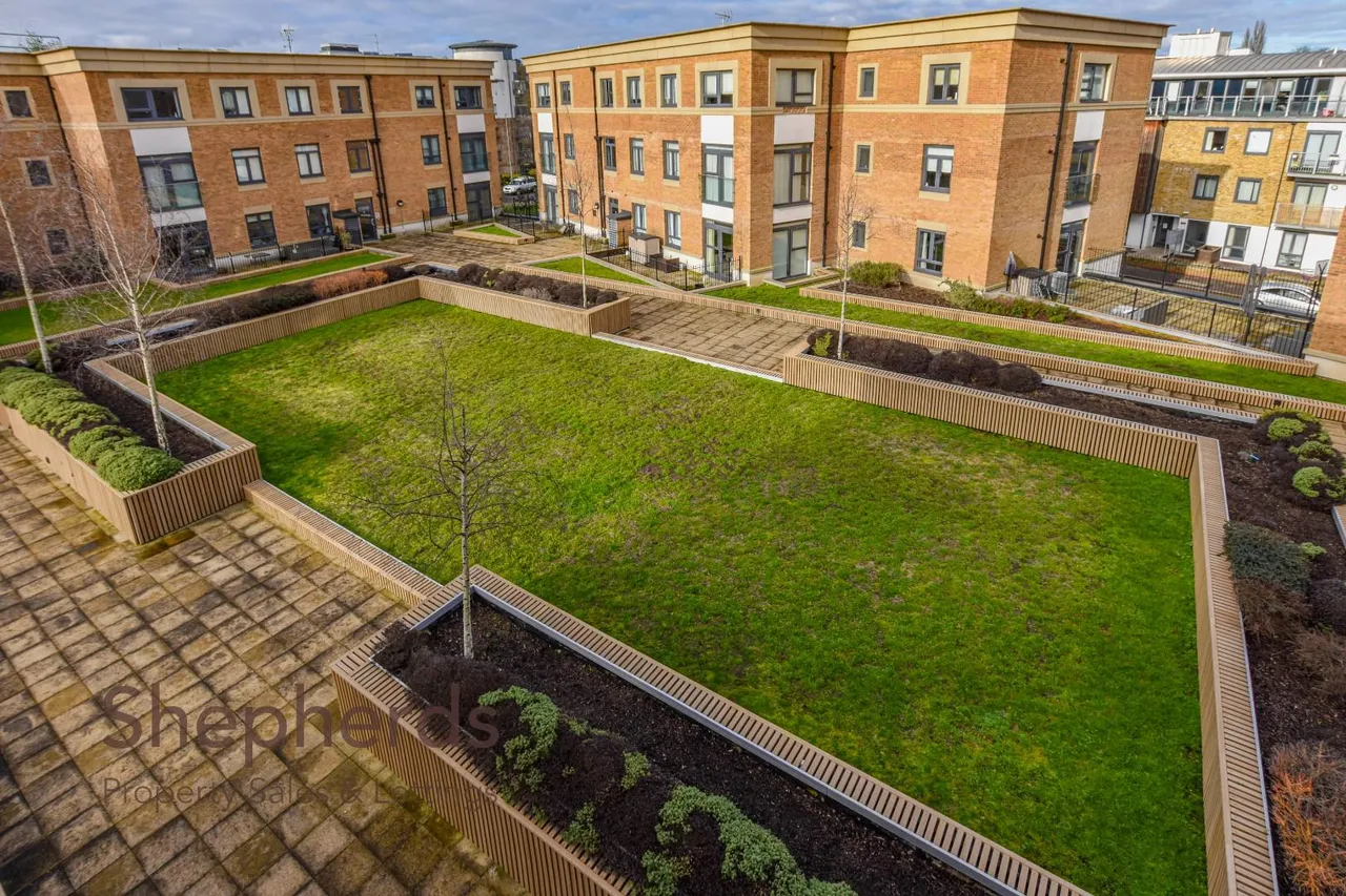 Claud Hamilton Way, Hertford, SG14, photo 37